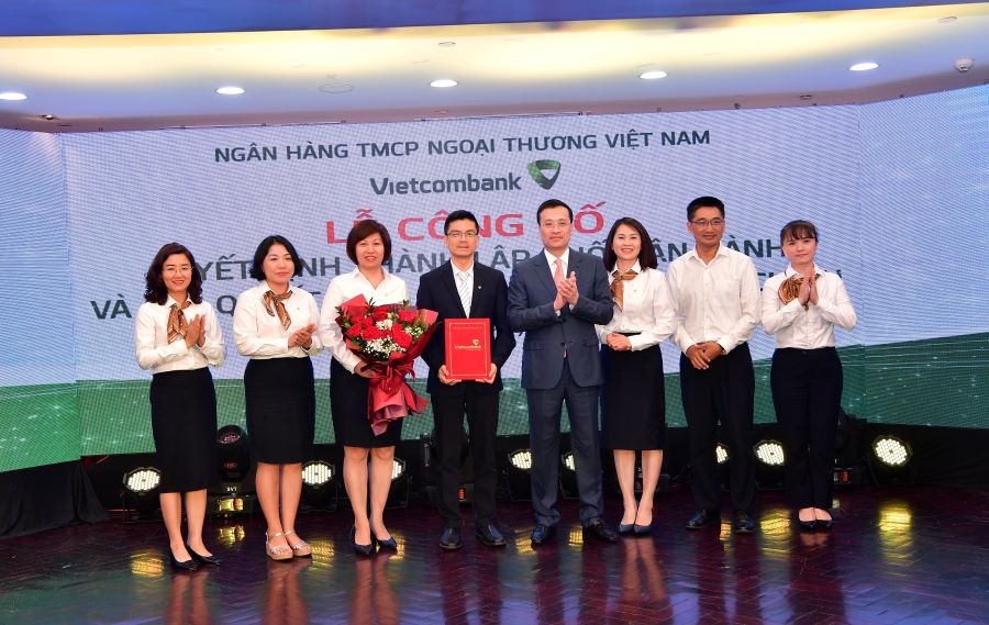 Vietcombank bổ nhiệm lãnh đạo Phòng Mô hình và Công cụ quản trị rủi ro   Tạp chí Tài chính