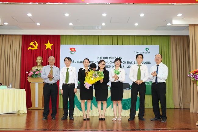 Đoàn thanh niên Vietcombank tổ chức thành công bốn đại hội điểm cấp cơ sở nhiệm kỳ 2017-2019