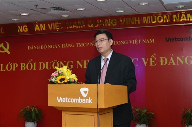 Đảng ủy Vietcombank tổ chức thành công lớp bồi dưỡng nhận thức về Đảng