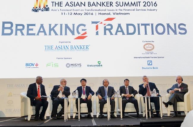 Vietcombank receives three Asian Banker Awards