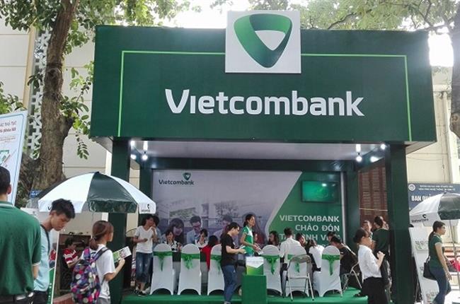 Khởi động chuỗi sự kiện “Vietcombank chào đón tân sinh viên” năm 2016