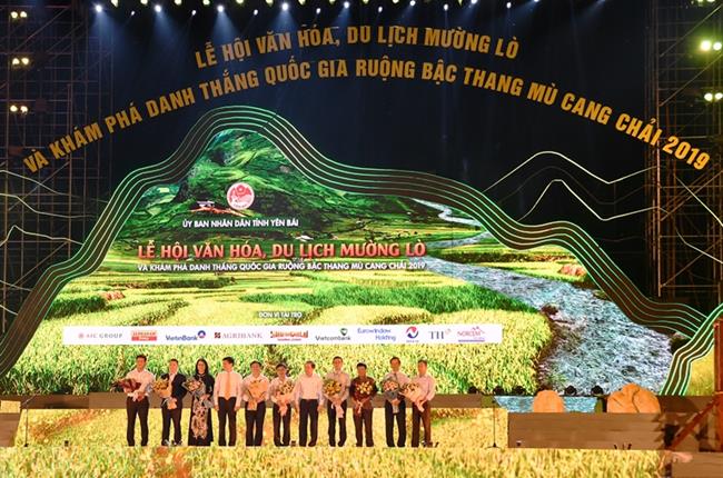 Vietcombank đồng hành cùng Lễ hội Văn hóa, Du lịch Mường Lò và khám phá danh thắng quốc gia ruộng bậc thang Mù Cang Chải 2019