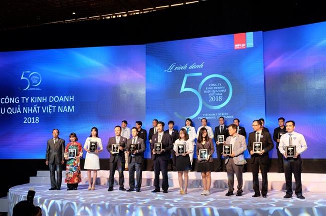Vietcombank dẫn đầu các ngân hàng trong danh sách doanh nghiệp tỷ USD hiệu quả nhất Việt Nam