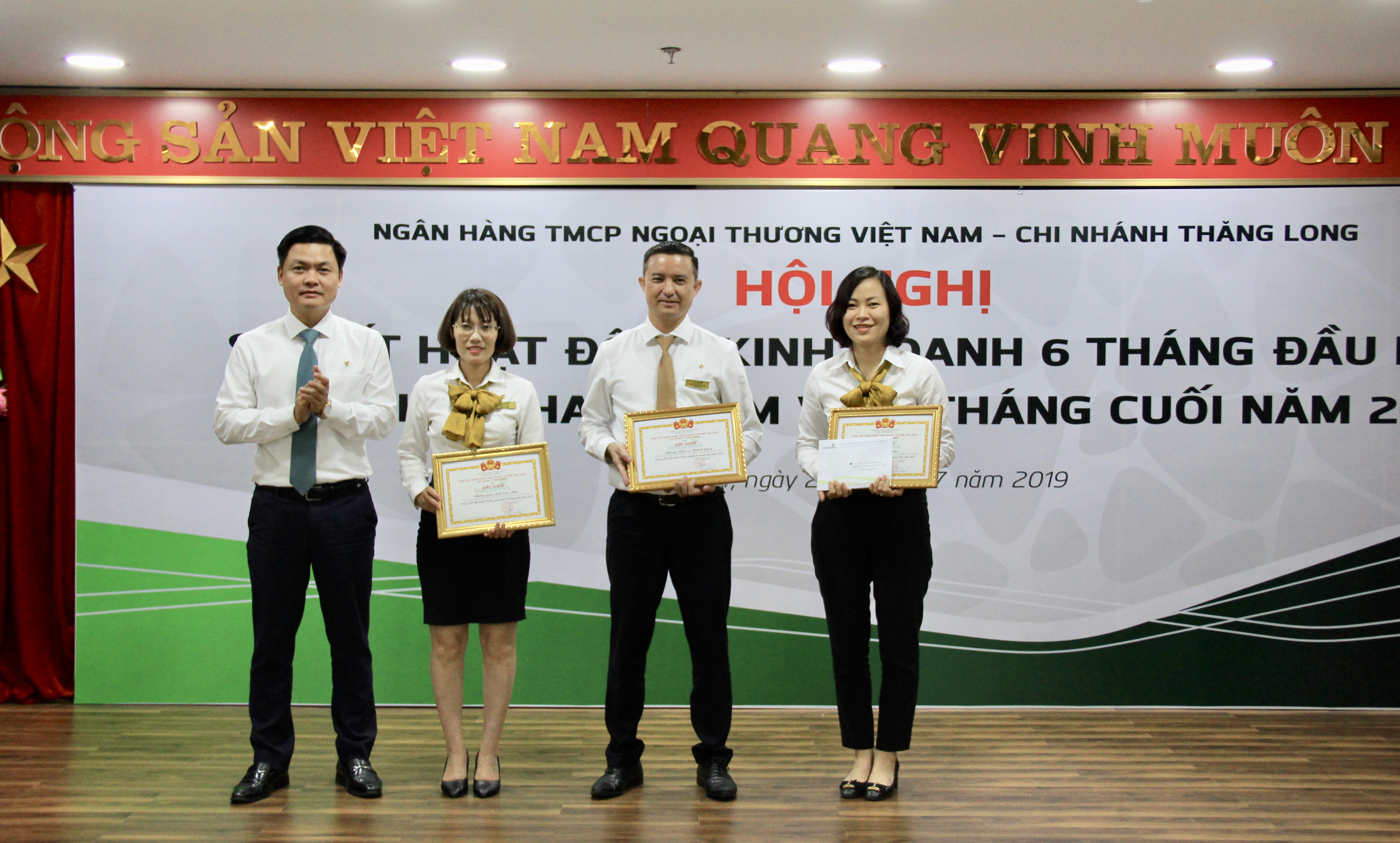 Vietcombank Thăng Long tổng kết hoạt động kinh doanh 6 tháng đầu và triển khai nhiệm vụ 6 tháng cuối năm 2019