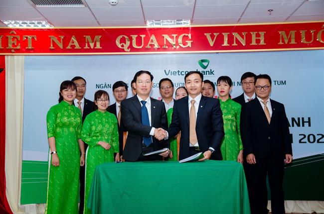 Vietcombank Kon Tum tổ chức Hội nghị triển khai nhiệm vụ kinh doanh và Hội nghị Người lao động năm 2020