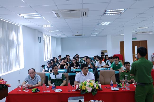 Vietcombank Bến Tre tổ chức buổi “Tập huấn công tác PCCC và CNCH năm 2020”