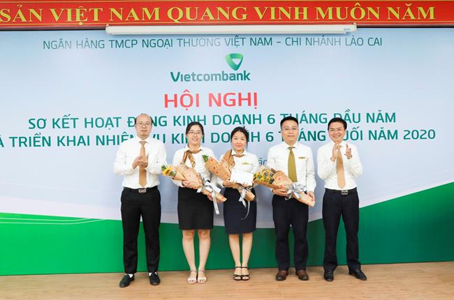 Vietcombank Lào Cai tổ chức thành công Hội nghị sơ kết hoạt động kinh doanh 6 tháng đầu năm 2020 và triển khai nhiệm vụ kinh doanh 6 tháng cuối năm 2020