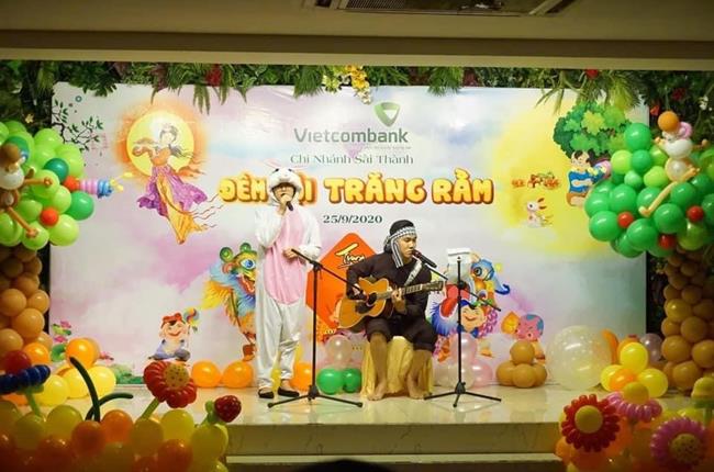Vietcombank Sài Thành tổ chức thành công  "Đêm hội trăng rằm" cho con em cán bộ nhân viê