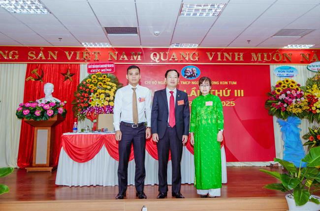 Vietcombank Kon Tum tổ chức Đại hội chi bộ điểm khóa III, nhiệm kỳ 2020-2025