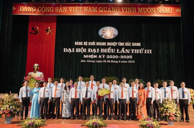 Bí thư Chi bộ, Giám đốc Vietcombank Bắc Giang được bầu vào BCH Đảng bộ Khối doanh nghiệp tỉnh Bắc Giang nhiệm kỳ 2020-2025