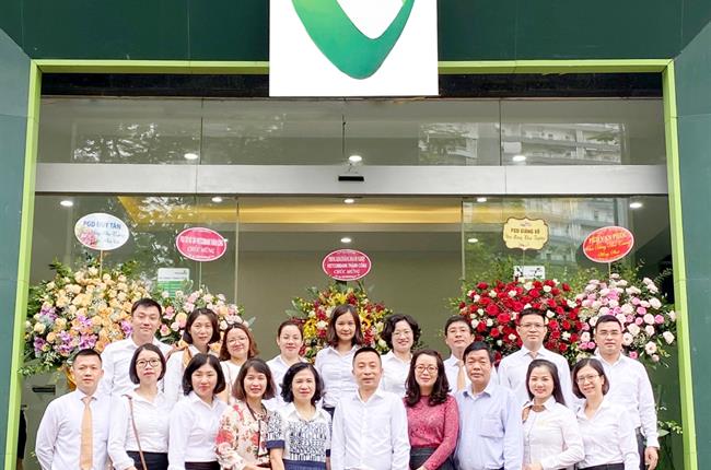 Vietcombank Thành Công khai trương hoạt động PGD Trung Hòa Nhân Chính tại địa điểm mới
