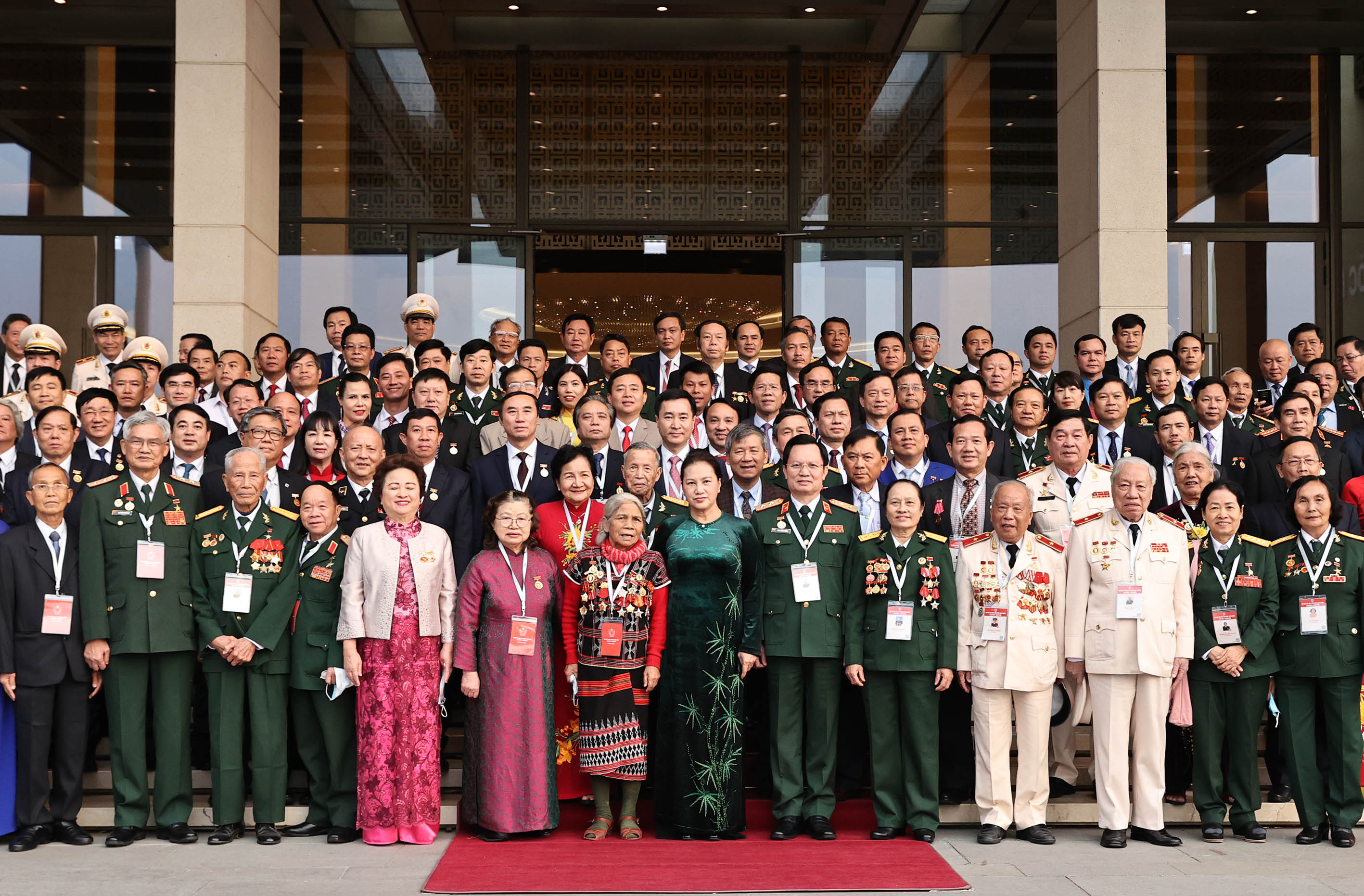 Chủ tịch HĐQT Vietcombank tham dự buổi gặp mặt của Chủ tịch Quốc hội với các đại biểu là Anh hùng, Chiến sĩ thi đua toàn quốc dự Đại hội Thi đua yêu nước toàn quốc lần thứ X