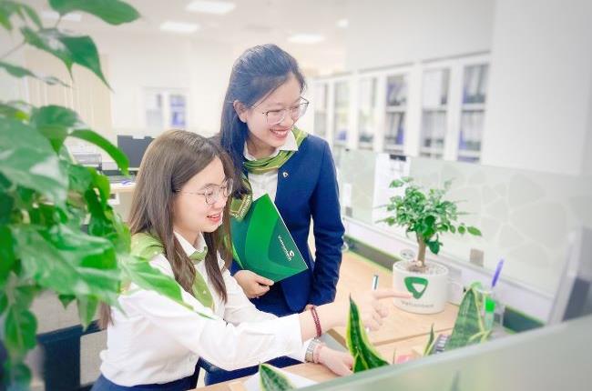 CĐCS Vietcombank Lâm Đồng chung tay kiến tạo môi trường làm việc xanh nhân ngày Quốc tế hạnh phúc
