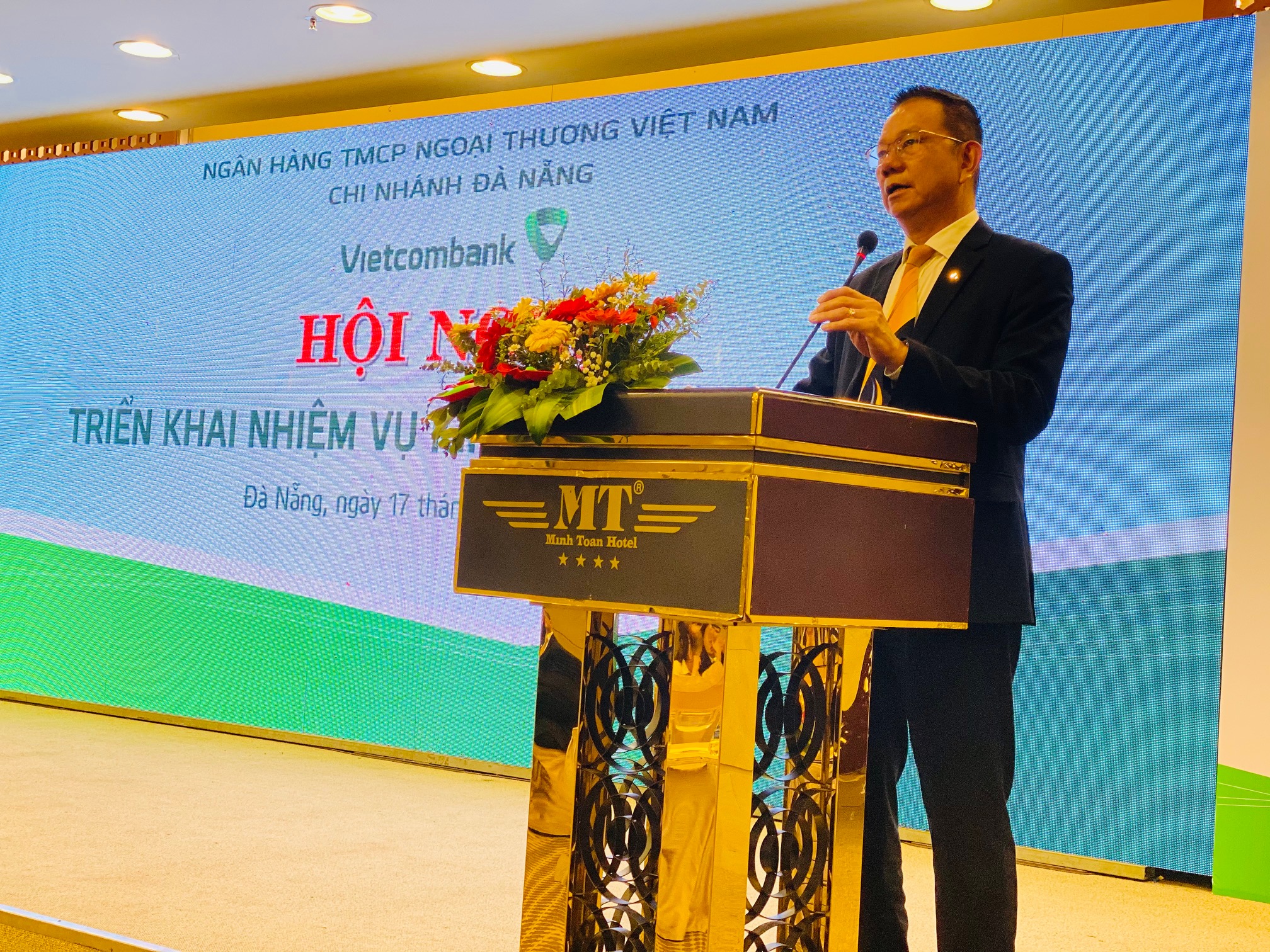 Vietcombank Đà Nẵng tổ chức Hội nghị triển khai nhiệm vụ kinh doanh năm 2021