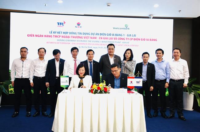 Vietcombank Gia Lai ký kết hợp đồng tín dụng với CTCP Đầu tư Thành Thành Công (Tập đoàn TTC) và CTCP Điện Gia Lai (GEC) tài trợ Dự án nhà máy điện gió IA Bang 1