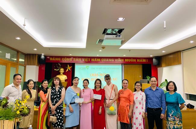 Công ty Kiều hối Vietcombank tổ chức cuộc thi trang điểm nhân kỷ niệm ngày Quốc tế Phụ nữ