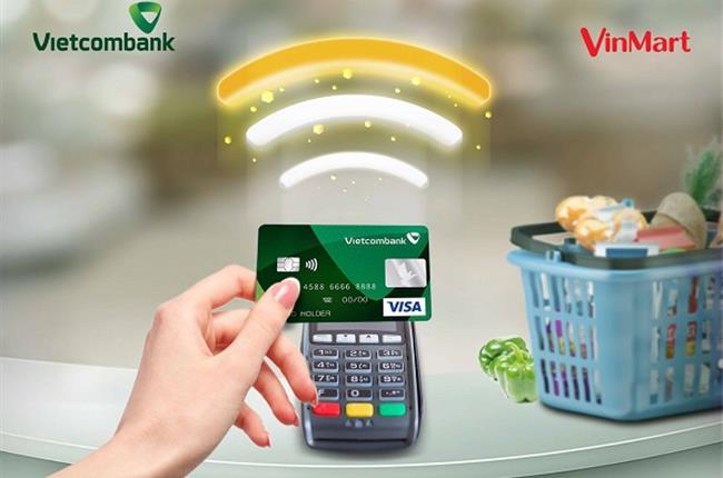 Tự chạm tự thanh toán bằng thẻ Vietcombank Visa tại hệ thống siêu thị Vinmart trên toàn quốc để nhận ưu đãi hoàn tiền 10%