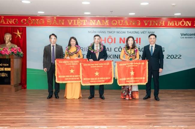 Vietcombank Thăng Long tổ chức thành công hội nghị triển khai công tác Đảng và hoạt động kinh doanh năm 2022