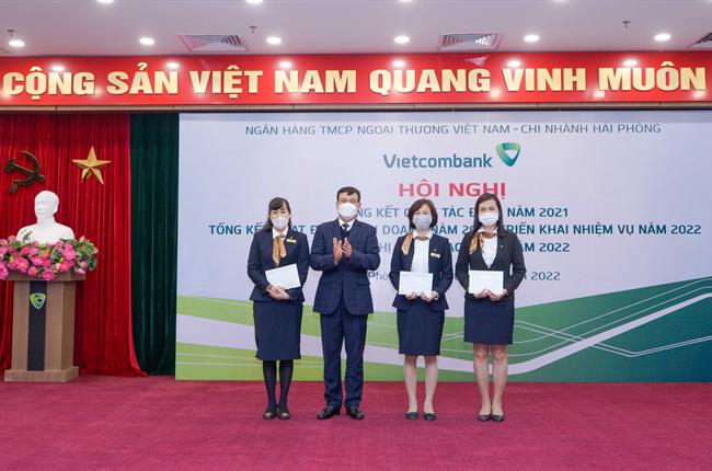Vietcombank Hải Phòng tổ chức hội nghị tổng kết hoạt động kinh doanh năm 2021