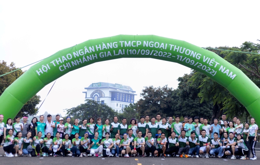 Vietcombank Gia Lai tổ chức thành công hội thao nội bộ năm 2022