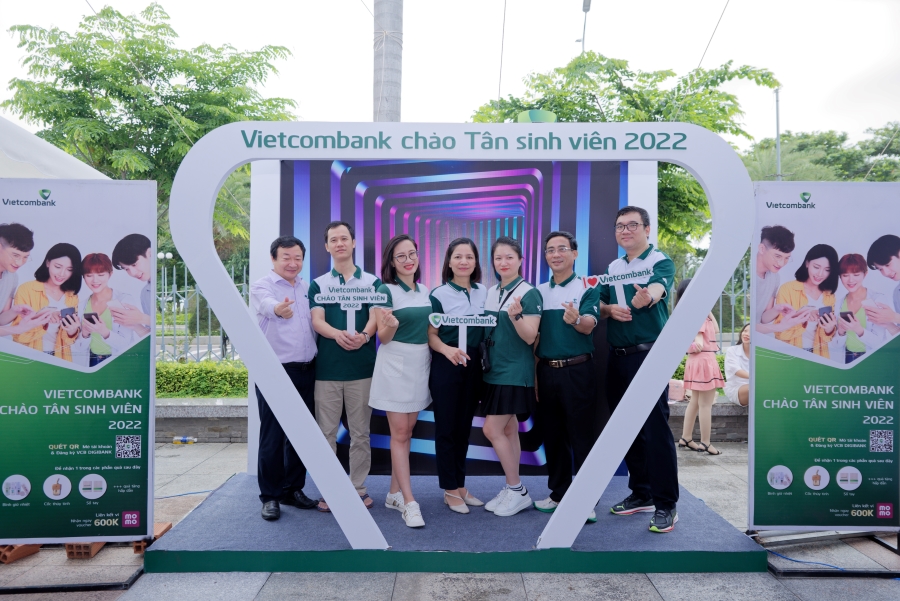 Vietcombank Bình Định chào đón Tân sinh viên 2022