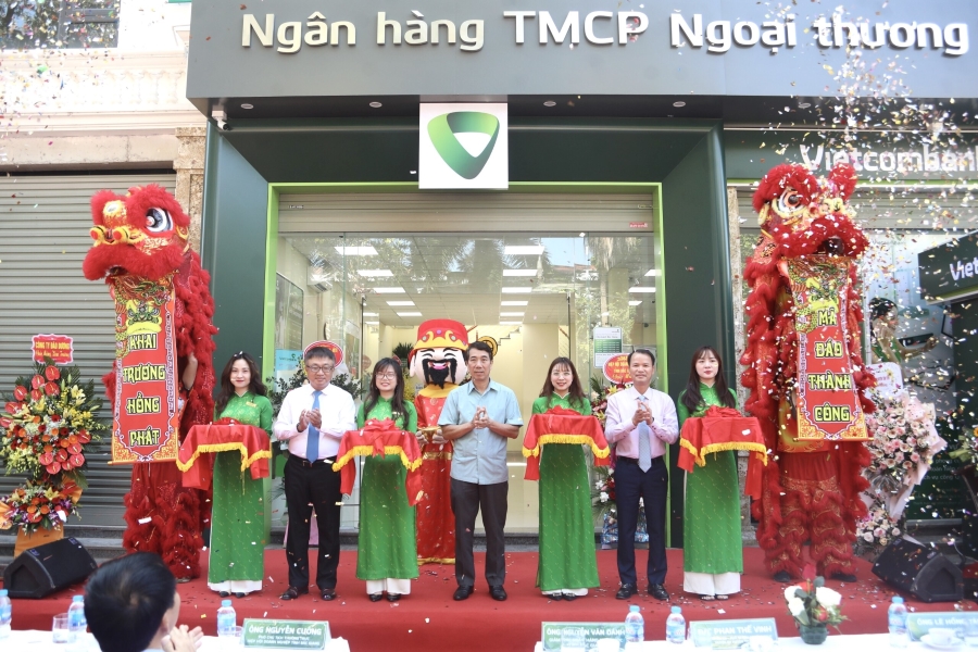 Vietcombamk Bắc Giang khai trương hoạt động Phòng giao dịch Tân Yên