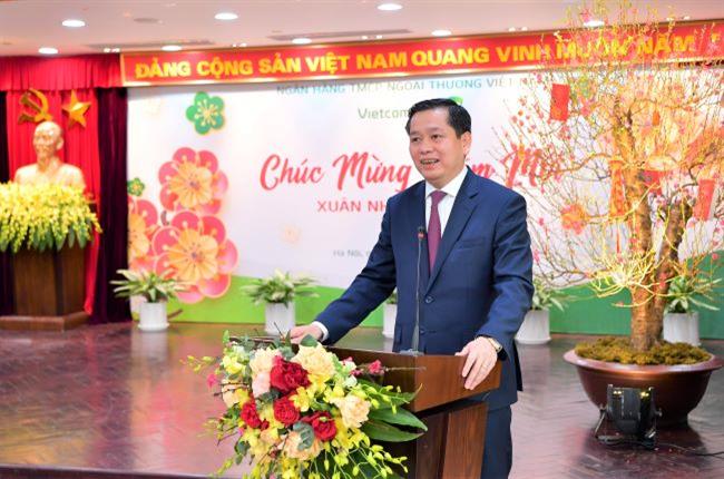 Lãnh đạo Đảng ủy Khối DNTW và NHNN chúc Tết tại Vietcombank nhân dịp đầu Xuân Nhâm Dần 2022