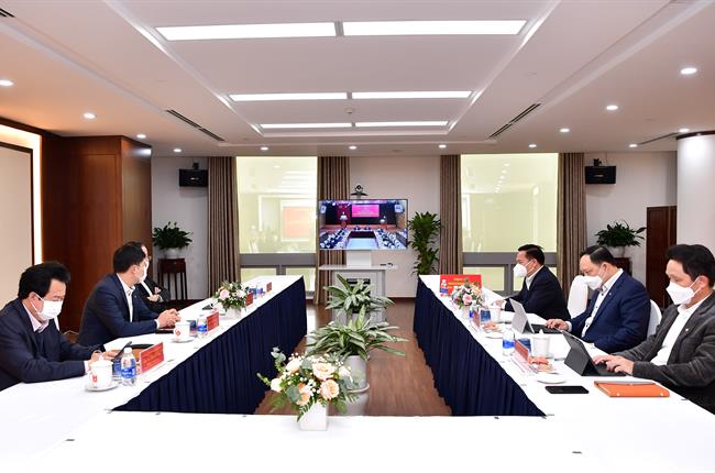 Đảng ủy Vietcombank tổ chức hội nghị trực tuyến kết nối với hội nghị phổ biến, triển khai một số quy định, quyết định của Ban Bí thư do Đảng ủy Khối Doanh nghiệp Trung ương tổ chức