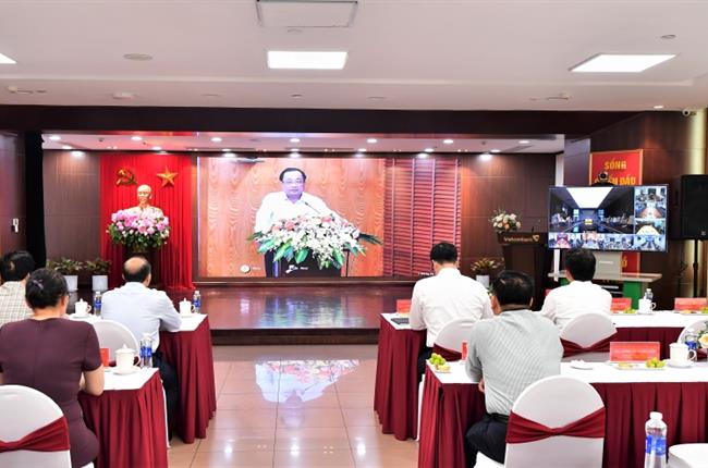 Đảng bộ Vietcombank học tập, quán triệt quy định 164-QĐ/TW của Bộ Chính trị