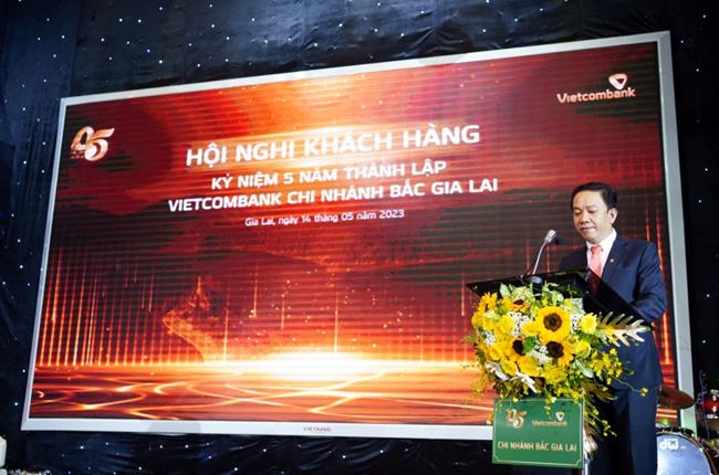 Vietcombank Bắc Gia Lai tổ chức hội nghị khách hàng và giải quần vợt nhân dịp kỷ niệm 5 năm thành lập