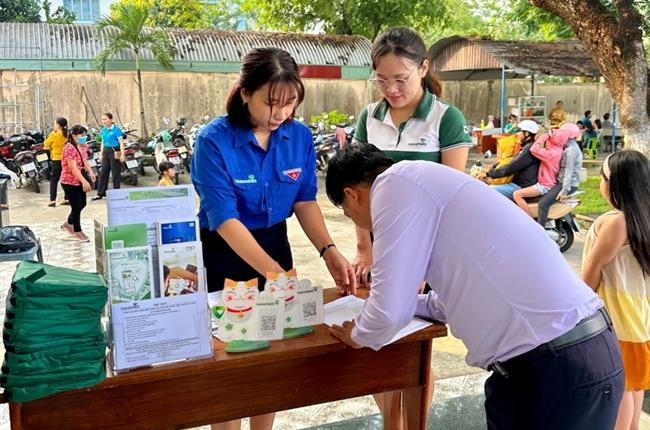 Đoàn cơ sở Vietcombank Bắc Bình Dương hưởng ứng ngày Gia đình Việt Nam