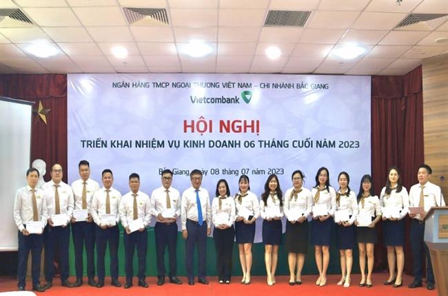 Vietcombank Bắc Giang tổ chức hội nghị triển khai nhiệm vụ kinh doanh 6 tháng cuối năm 2023