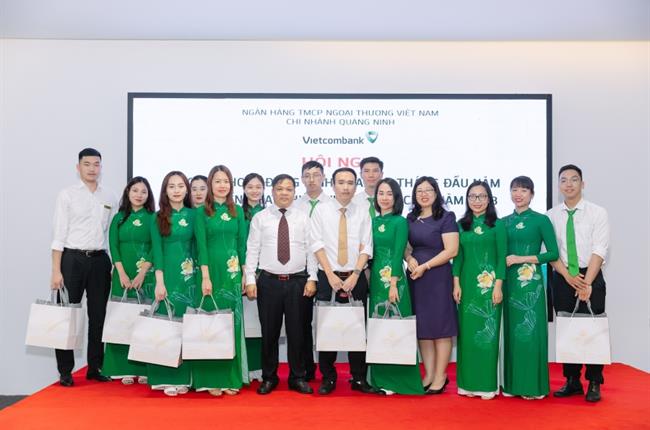 Vietcombank Quảng Ninh tổ chức hội nghị sơ kết hoạt động kinh doanh 6 tháng đầu năm và triển khai nhiệm vụ 6 tháng cuối năm 2023