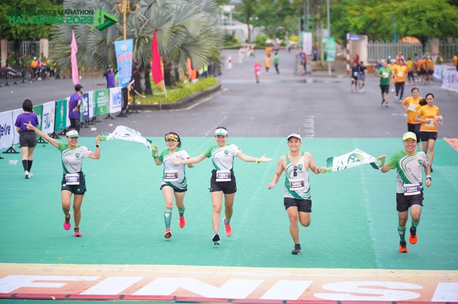 Câu lạc bộ Vietcombank Running Club tham gia giải chạy marathon quốc tế “Vietcombank Mekong Delta” lần thứ 4 năm 2023