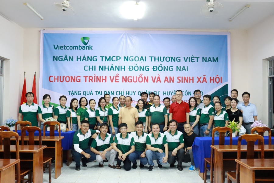Vietcombank Đông Đồng Nai về nguồn tại khu di tích lịch sử Côn Đảo