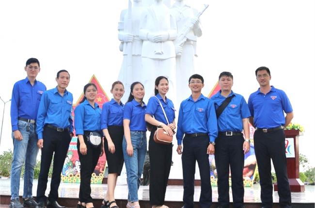 Đoàn thanh niên Vietcombank Kiên Giang và chuỗi hoạt động kỷ niệm ngày thương binh liệt sỹ