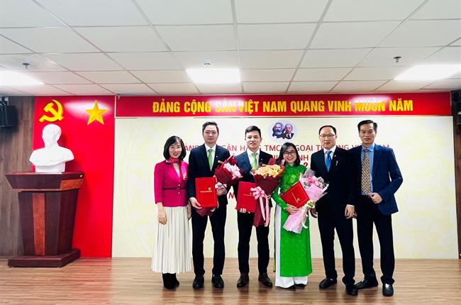 Vietcombank Bắc Hà Nội tổ chức lễ kết nạp Đảng viên mới 