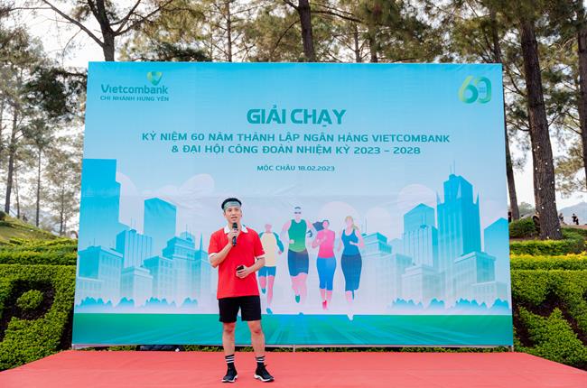 Vietcombank Hưng Yên tổ chức giải chạy tại cao nguyên Mộc Châu - Sơn La