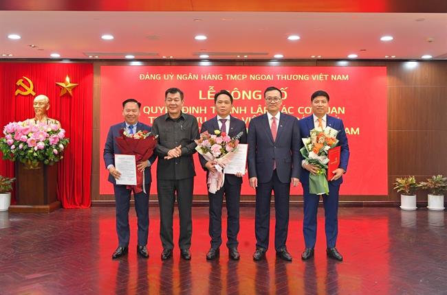 Vietcombank tổ chức lễ công bố thành lập các cơ quan tham mưu, giúp việc của Đảng ủy Vietcombank