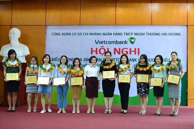 Vietcombank Hải Dương tổ chức Tọa đàm “Nghệ thuật cân bằng giữa công việc và gia đình” nhân ngày Gia đình Việt Nam